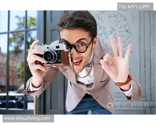 如何使用足球明星拍照框提升你的摄影技巧与创意表现